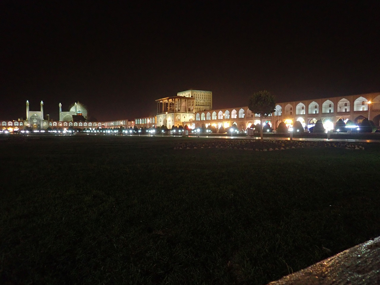 イマーム広場